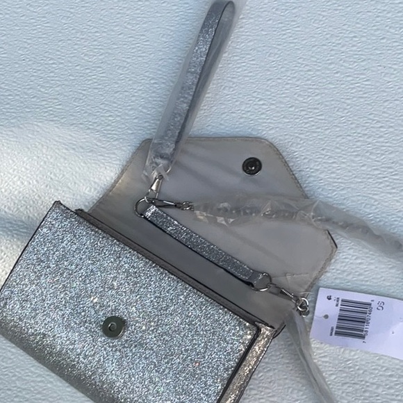 ROSIE HARLOW JUNIORS GLITTER WRISTLET - Picture 6 of 8